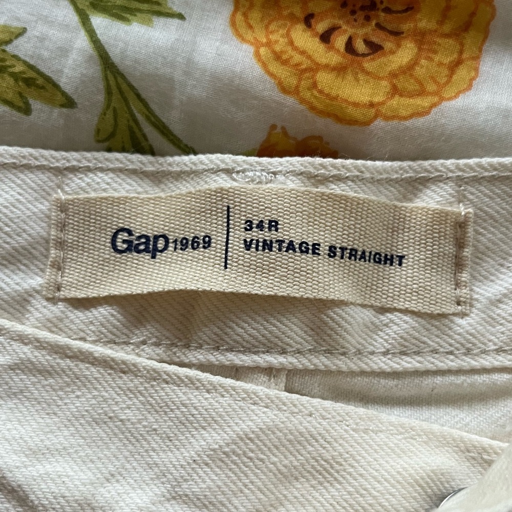 NWT GAP Bone White Vintage Straight Denim Jean - Picture 2 of 6